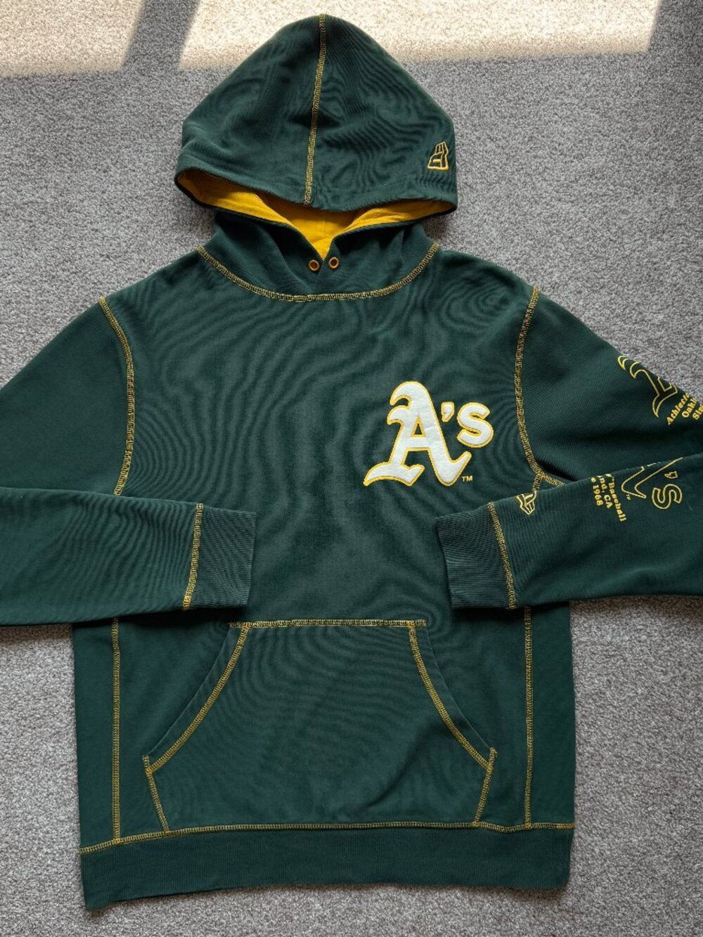 New Era MLB Oakland Athletics A's Hoodie Green S NWOT